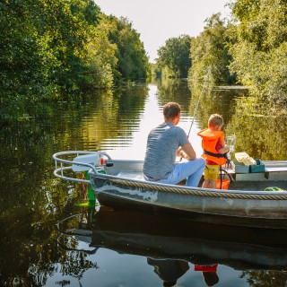 Fluisterboot de weerribben.jpg